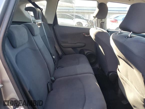 ✅ 2009 Honda Fit • VIN: JHMGE88289S072150 • Lot: 84622435. Listed on Copart with 115,962 mi. Free auction sales archive from the USA and detailed vehicle history report at DreamBid. Image 10.