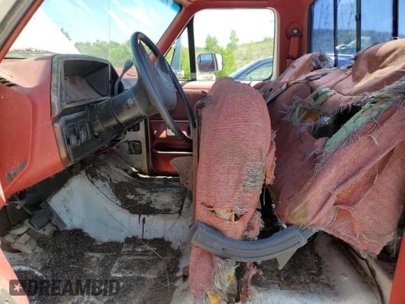 ✅ 1991 Ford F-150 • VIN: 1FTDF15H0MLA16580 • Лот: 60360525. Опубликован ранее на Copart с пробегом 49 450 миль. Бесплатный доступ к архиву аукционных продаж из США и подробный отчёт об истории автомобиля на DreamBid. Изображение 7.