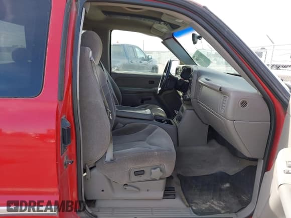 ✅ 1999 GMC Sierra 1500 SLE • VIN: 1GTEK19T8XE502951 • Лот: 41658140. Опубликован ранее на IAAI с пробегом 209 596 миль. Бесплатный доступ к архиву аукционных продаж из США и подробный отчёт об истории автомобиля на DreamBid. Изображение 5.