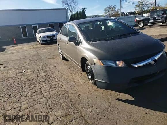 ✅ 2007 Honda Civic LX • VIN: 2HGFA16547H315066 • Лот: 82526705. Опубликован ранее на Copart с пробегом 214 228 миль. Бесплатный доступ к архиву аукционных продаж из США и подробный отчёт об истории автомобиля на DreamBid. Изображение 14.