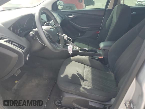 ✅ 2018 Ford Focus SEL • VIN: 1FADP3M22JL230011 • Lot: 71187205. Wystawiony na Copart z przebiegiem 74 622 mil. Bezpłatny archiwum sprzedaży aukcyjnych z USA i szczegółowy raport historii pojazdu na DreamBid. Zdjęcie 7.