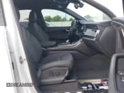 ✅ 2025 Audi Q7 Premium • VIN: WA1ACBF75SD019631 • Lot: 42309555. Listed on IAAI with 7,435 mi. Free auction sales archive from the USA and detailed vehicle history report at DreamBid. Image 5.