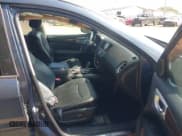 ✅ 2013 Nissan Pathfinder SV • VIN: 5N1AR2MM3DC683900 • Lot: 43204375. Listed on IAAI with 180,429 mi. Free auction sales archive from the USA and detailed vehicle history report at DreamBid. Image 5.