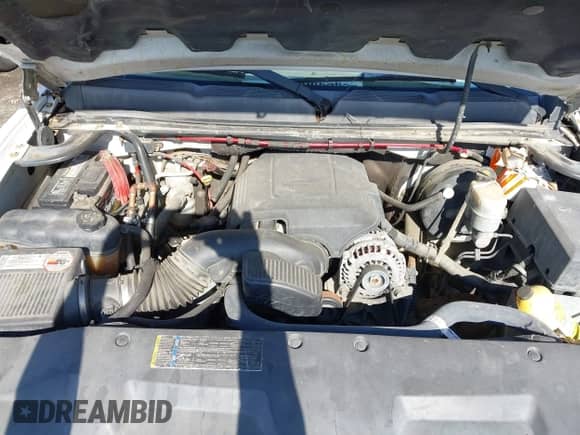 2008 Chevrolet Silverado 1500 Work Truck z VIN 1GCEC14C58Z184446, wystawiony jako IAAI lot #43588921 z przebiegiem 313 463 mil mil oraz . Historia ofert i sprzedaży dostępna na DreamBid. Obrazek 10.