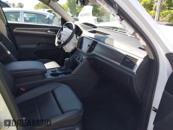 ✅ 2021 Volkswagen Atlas SE • VIN: 1V2HR2CA1MC551176 • Lot: 42096369. Listed on IAAI with 80,876 mi. Free auction sales archive from the USA and detailed vehicle history report at DreamBid. Image 5.