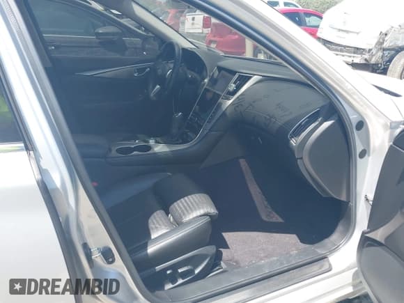 ✅ 2018 Infiniti Q50 Luxe • VIN: JN1EV7AP2JM357558 • Lot: 42070640. Listed on IAAI with 65,804 mi. Free auction sales archive from the USA and detailed vehicle history report at DreamBid. Image 5.