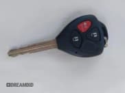 ✅ 2015 Toyota Yaris L • VIN: VNKJTUD35FA028099 • Лот: 43607753. Опубликован ранее на IAAI с пробегом 118 153 миль. Бесплатный доступ к архиву аукционных продаж из США и подробный отчёт об истории автомобиля на DreamBid. Изображение 11.