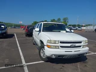 ✅ 2004 Chevrolet Suburban LT • VIN: 3GNFK16Z94G240561 • Лот: 42769241. Опубликован ранее на IAAI с пробегом 246 438 миль. Бесплатный доступ к архиву аукционных продаж из США и подробный отчёт об истории автомобиля на DreamBid. Изображение 1.