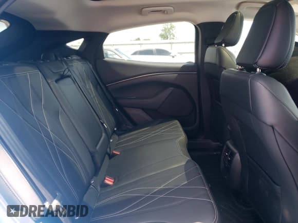 ✅ 2023 Ford Mustang Mach-E California Route 1 • VIN: 3FMTK2SU1PMA88580 • Lot: 66543505. Wystawiony na Copart z przebiegiem 10 515 mil. Bezpłatny archiwum sprzedaży aukcyjnych z USA i szczegółowy raport historii pojazdu na DreamBid. Zdjęcie 11.