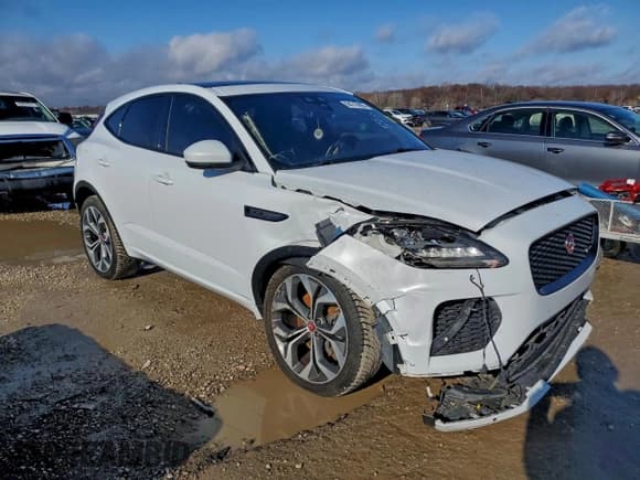 ✅ 2020 Jaguar E-Pace Checkered Flag Edition • VIN: SADF12FX7L1Z80353 • Lot: 94315895. Wystawiony na Copart z przebiegiem 100 839 mil. Bezpłatny archiwum sprzedaży aukcyjnych z USA i szczegółowy raport historii pojazdu na DreamBid. Zdjęcie 4.