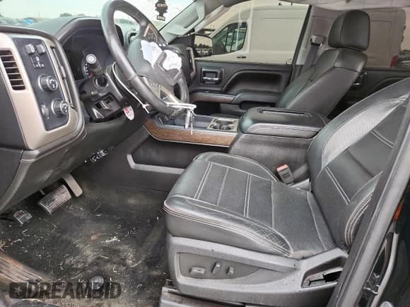 ✅ 2017 GMC Sierra 1500 Denali • VIN: 3GTU2PEJ1HG243460 • Лот: 70021725. Опубликован ранее на Copart с пробегом 139 403 миль. Бесплатный доступ к архиву аукционных продаж из США и подробный отчёт об истории автомобиля на DreamBid. Изображение 7.