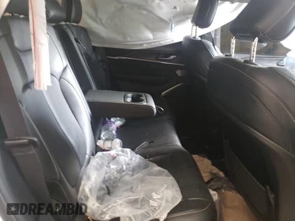 ✅ 2022 Jeep Grand Cherokee Overland • VIN: 1C4RJYD69N8764665 • Lot: 64628275. Listed on Copart with 47,762 mi. Free auction sales archive from the USA and detailed vehicle history report at DreamBid. Image 11.