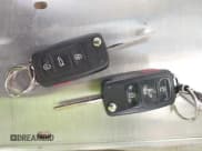 ✅ 2012 Volkswagen Tiguan S • VIN: WVGBV7AX6CW585386 • Lot: 43267607. Listed on IAAI with 91,618 mi. Free auction sales archive from the USA and detailed vehicle history report at DreamBid. Image 11.