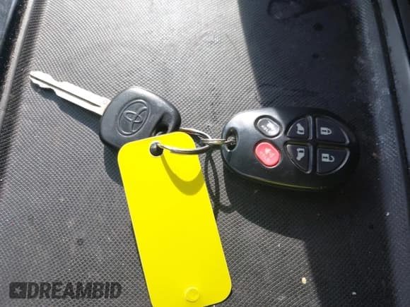 ✅ 2013 Toyota Sienna SE • VIN: 5TDXK3DC2DS373011 • Лот: 43587011. Опубликован ранее на IAAI с пробегом 179 462 миль. Бесплатный доступ к архиву аукционных продаж из США и подробный отчёт об истории автомобиля на DreamBid. Изображение 11.