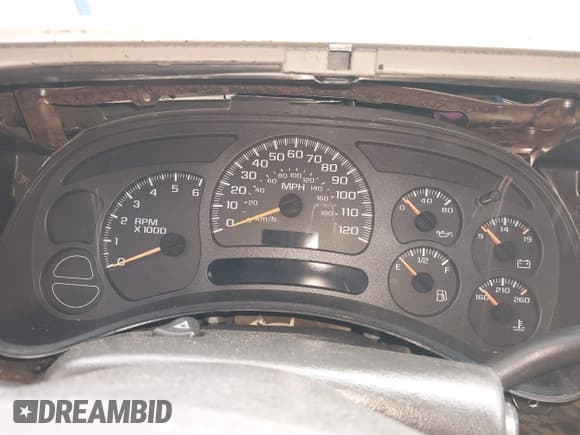 ✅ 2005 GMC Yukon XL SLT • VIN: 1GKEC16ZX5R121229 • Lot: 42069323. Listed on IAAI with Not provided. Free auction sales archive from the USA and detailed vehicle history report at DreamBid. Image 7.