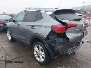 ✅ 2021 Buick Encore GX Preferred • VIN: KL4MMBS23MB081466 • Lot: 43544779. Wystawiony na IAAI z przebiegiem 35 496 mil. Bezpłatny archiwum sprzedaży aukcyjnych z USA i szczegółowy raport historii pojazdu na DreamBid. Zdjęcie 3.