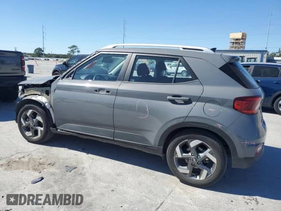 2022 Hyundai Venue SEL with VIN KMHRC8A36NU168484, listed as a Copart auction lot 76591354 with 4,362 mi miles and Salvage title. Bid and sale history available at DreamBid. Image 2.