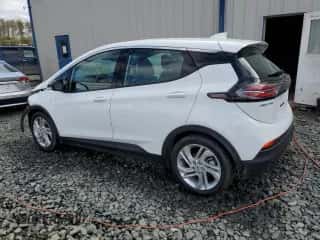 2023 Chevrolet Bolt EV 1LT с VIN 1G1FW6S07P4195163, выставлен на аукционе Copart как лот 40204474 с пробегом 5 921 миль миль и . История ставок и продаж доступна на DreamBid. Изображение 2.