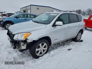 ✅ 2010 Toyota RAV4 Limited • VIN: 2T3DF4DV2AW056144 • Лот: 95453025. Опубликован ранее на Copart с пробегом 171 430 миль. Бесплатный доступ к архиву аукционных продаж из США и подробный отчёт об истории автомобиля на DreamBid. Изображение 1.
