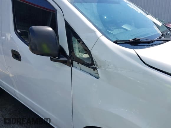 ✅ 2015 Nissan NV200 SV • VIN: 3N6CM0KN4FK733337 • Lot: 42577417. Listed on IAAI with 239,231 mi. Free auction sales archive from the USA and detailed vehicle history report at DreamBid. Image 6.