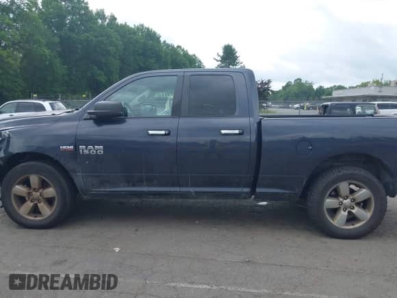 2016 Ram 1500 Big Horn with VIN 1C6RR7GT8GS390650, listed as a IAAI auction lot 42669358 with 161,267 mi miles and . Bid and sale history available at DreamBid. Image 14.