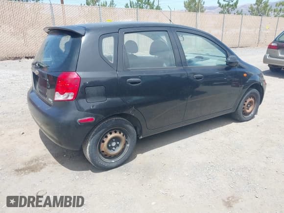 ✅ 2004 Chevrolet Aveo • VIN: KL1TD62624B148111 • Lot: 42564852. Wystawiony na IAAI z przebiegiem 222 883 mil. Bezpłatny archiwum sprzedaży aukcyjnych z USA i szczegółowy raport historii pojazdu na DreamBid. Zdjęcie 4.