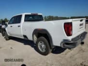 ✅ 2022 GMC Sierra 1500 • VIN: 1GT48LEY2NF313582 • Lot: 70024894. Wystawiony na Copart z przebiegiem 79 239 mil. Bezpłatny archiwum sprzedaży aukcyjnych z USA i szczegółowy raport historii pojazdu na DreamBid. Zdjęcie 2.