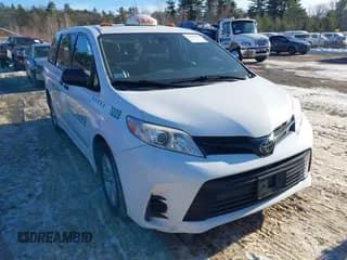 ✅ 2018 Toyota Sienna L • VIN: 5TDZZ3DC8JS955596 • Lot: 43847523. Listed on IAAI with 329,430 mi. Free auction sales archive from the USA and detailed vehicle history report at DreamBid. Image 1.
