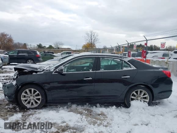 ✅ 2015 Chevrolet Malibu LTZ • VIN: 1G11F5SL7FF280067 • Lot: 43622449. Listed on IAAI with 106,803 mi. Free auction sales archive from the USA and detailed vehicle history report at DreamBid. Image 15.
