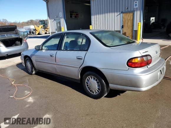 2001 Chevrolet Malibu with VIN 1G1ND52J716232051, listed as a Copart auction lot 79629054 with 194,455 mi miles and Salvage title. Bid and sale history available at DreamBid. Image 2.