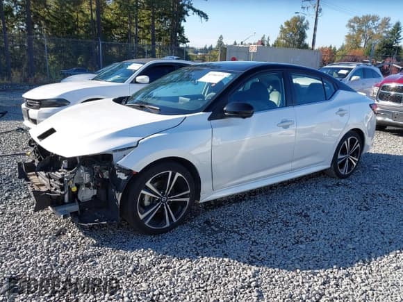 ✅ 2023 Nissan Sentra SR • VIN: 3N1AB8DV8PY259440 • Лот: 43386919. Опубликован ранее на IAAI с пробегом 37 937 миль. Бесплатный доступ к архиву аукционных продаж из США и подробный отчёт об истории автомобиля на DreamBid. Изображение 2.