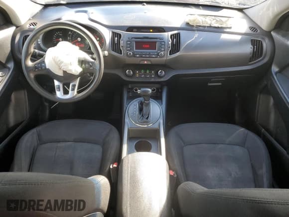 ✅ 2012 Kia Sportage LX • VIN: KNDPB3A29C7333108 • Lot: 92331545. Listed on Copart with 134,913 mi. Free auction sales archive from the USA and detailed vehicle history report at DreamBid. Image 8.