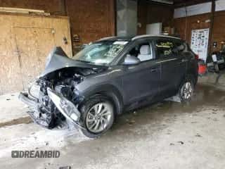 2016 Hyundai Tucson SE z VIN KM8J3CA49GU123048, wystawiony jako Copart lot #85703495 z przebiegiem 108 304 mil mil oraz Szkoda całkowita • Salvage title. Historia ofert i sprzedaży dostępna na DreamBid. Obrazek 1.