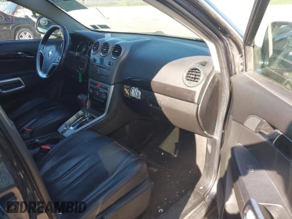 ✅ 2013 Chevrolet Captiva Sport LT • VIN: 3GNAL3EK7DS574821 • Lot: 42295328. Wystawiony na IAAI z przebiegiem 132 589 mil. Bezpłatny archiwum sprzedaży aukcyjnych z USA i szczegółowy raport historii pojazdu na DreamBid. Zdjęcie 5.