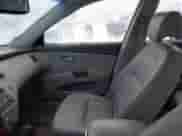 2006 Hyundai Azera SE z VIN KMHFC46F46A093575, wystawiony jako IAAI lot #41259753 z przebiegiem 164 453 mil mil oraz . Historia ofert i sprzedaży dostępna na DreamBid. Obrazek 5.