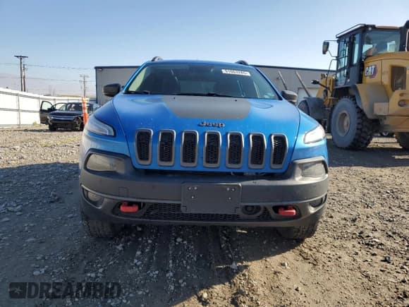 ✅ 2018 Jeep Cherokee Trailhawk • VIN: 1C4PJMBX5JD504616 • Lot: 91663285. Wystawiony na Copart z przebiegiem 76 334 mil. Bezpłatny archiwum sprzedaży aukcyjnych z USA i szczegółowy raport historii pojazdu na DreamBid. Zdjęcie 5.