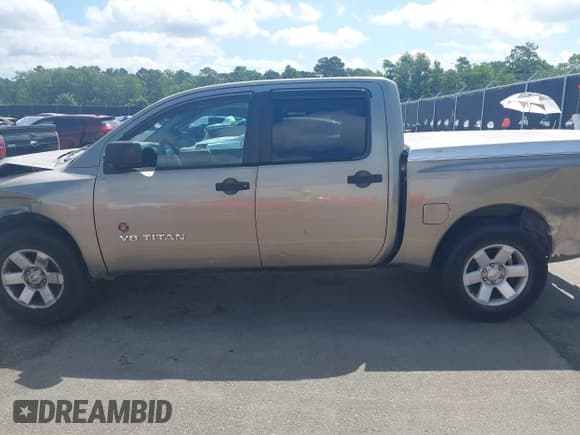 ✅ 2006 Nissan Titan XE • VIN: 1N6BA07A36N519461 • Lot: 42515719. Listed on IAAI with 346,406 mi. Free auction sales archive from the USA and detailed vehicle history report at DreamBid. Image 14.