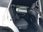 ✅ 2020 Lexus GX 460 Premium • VIN: JTJAM7BX8L5245502 • Lot: 42912015. Wystawiony na IAAI z przebiegiem 73 428 mil. Bezpłatny archiwum sprzedaży aukcyjnych z USA i szczegółowy raport historii pojazdu na DreamBid. Zdjęcie 8.