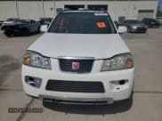✅ 2007 Saturn VUE V6 • VIN: 5GZCZ53407S854773 • Lot: 50652295. Wystawiony na Copart z przebiegiem Nie podano. Bezpłatny archiwum sprzedaży aukcyjnych z USA i szczegółowy raport historii pojazdu na DreamBid. Zdjęcie 5.