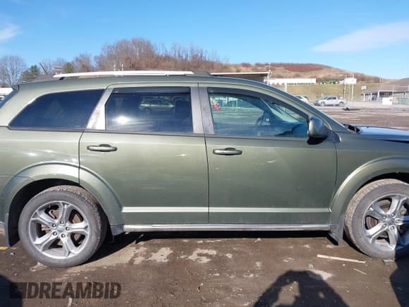 ✅ 2017 Dodge Journey Crossroad Plus • VIN: 3C4PDDGG2HT502729 • Лот: 41195478. Опубликован ранее на IAAI с пробегом 141 420 миль. Бесплатный доступ к архиву аукционных продаж из США и подробный отчёт об истории автомобиля на DreamBid. Изображение 13.