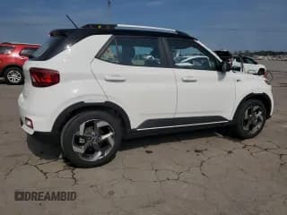 ✅ 2023 Hyundai Venue Limited • VIN: KMHRC8A39PU274415 • Лот: 69607025. Опубликован ранее на Copart с пробегом 10 649 миль. Бесплатный доступ к архиву аукционных продаж из США и подробный отчёт об истории автомобиля на DreamBid. Изображение 3.