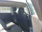 2015 Chevrolet Sonic LT z VIN 1G1JC6SB1F4148987, wystawiony jako IAAI lot #42631909 z przebiegiem 92 563 mil mil oraz . Historia ofert i sprzedaży dostępna na DreamBid. Obrazek 8.