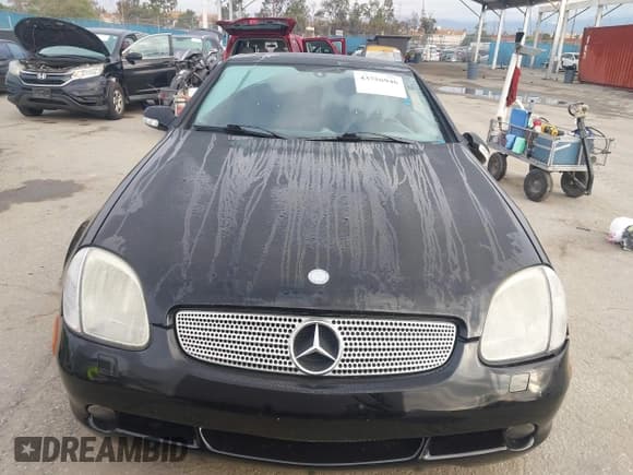 ✅ 2001 Mercedes-Benz SLK 230/320 • VIN: WDBKK65F71F223880 • Lot: 43756946. Listed on IAAI with 127,050 mi. Free auction sales archive from the USA and detailed vehicle history report at DreamBid. Image 12.