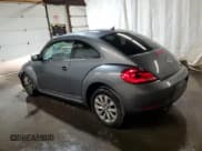 ✅ 2014 Volkswagen Beetle Entry • VIN: 3VWFP7AT5EM604684 • Lot: 91431135. Wystawiony na Copart z przebiegiem 137 891 mil. Bezpłatny archiwum sprzedaży aukcyjnych z USA i szczegółowy raport historii pojazdu na DreamBid. Zdjęcie 2.