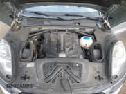 ✅ 2015 Porsche Macan Turbo • VIN: WP1AF2A57FLB96758 • Lot: 41585014. Listed on IAAI with 129,886 mi. Free auction sales archive from the USA and detailed vehicle history report at DreamBid. Image 10.