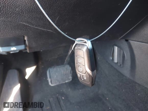 ✅ 2017 Ford Explorer XLT • VIN: 1FM5K8D8XHGD74287 • Lot: 43668801. Wystawiony na IAAI z przebiegiem 107 058 mil. Bezpłatny archiwum sprzedaży aukcyjnych z USA i szczegółowy raport historii pojazdu na DreamBid. Zdjęcie 11.