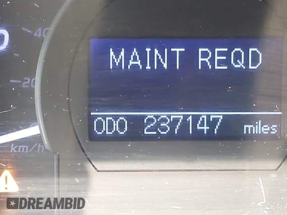 ✅ 2010 Toyota Camry • VIN: 4T1BB3EK6AU113102 • Lot: 43760891. Listed on IAAI with 237,147 mi. Free auction sales archive from the USA and detailed vehicle history report at DreamBid. Image 7.