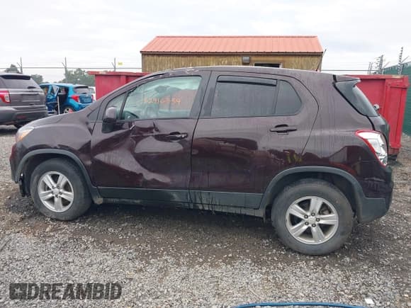 ✅ 2021 Chevrolet Trax LS • VIN: KL7CJNSB2MB306193 • Lot: 42916334. Listed on IAAI with 88,458 mi. Free auction sales archive from the USA and detailed vehicle history report at DreamBid. Image 14.