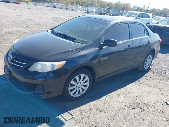 ✅ 2013 Toyota Corolla LE • VIN: 2T1BU4EE3DC064487 • Лот: 43457765. Опубликован ранее на IAAI с пробегом 174 611 миль. Бесплатный доступ к архиву аукционных продаж из США и подробный отчёт об истории автомобиля на DreamBid. Изображение 2.