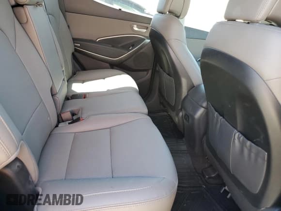 ✅ 2018 Hyundai Santa Fe Limited • VIN: 5XYZUDLA9JG515047 • Лот: 63722793. Опубликован ранее на Copart с пробегом 25 022 миль. Бесплатный доступ к архиву аукционных продаж из США и подробный отчёт об истории автомобиля на DreamBid. Изображение 11.